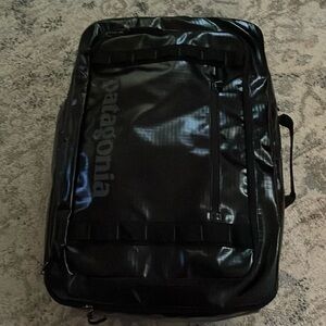 Patagonia Black Hole MLC 45L